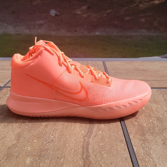 kyrie flytrap 4 mango